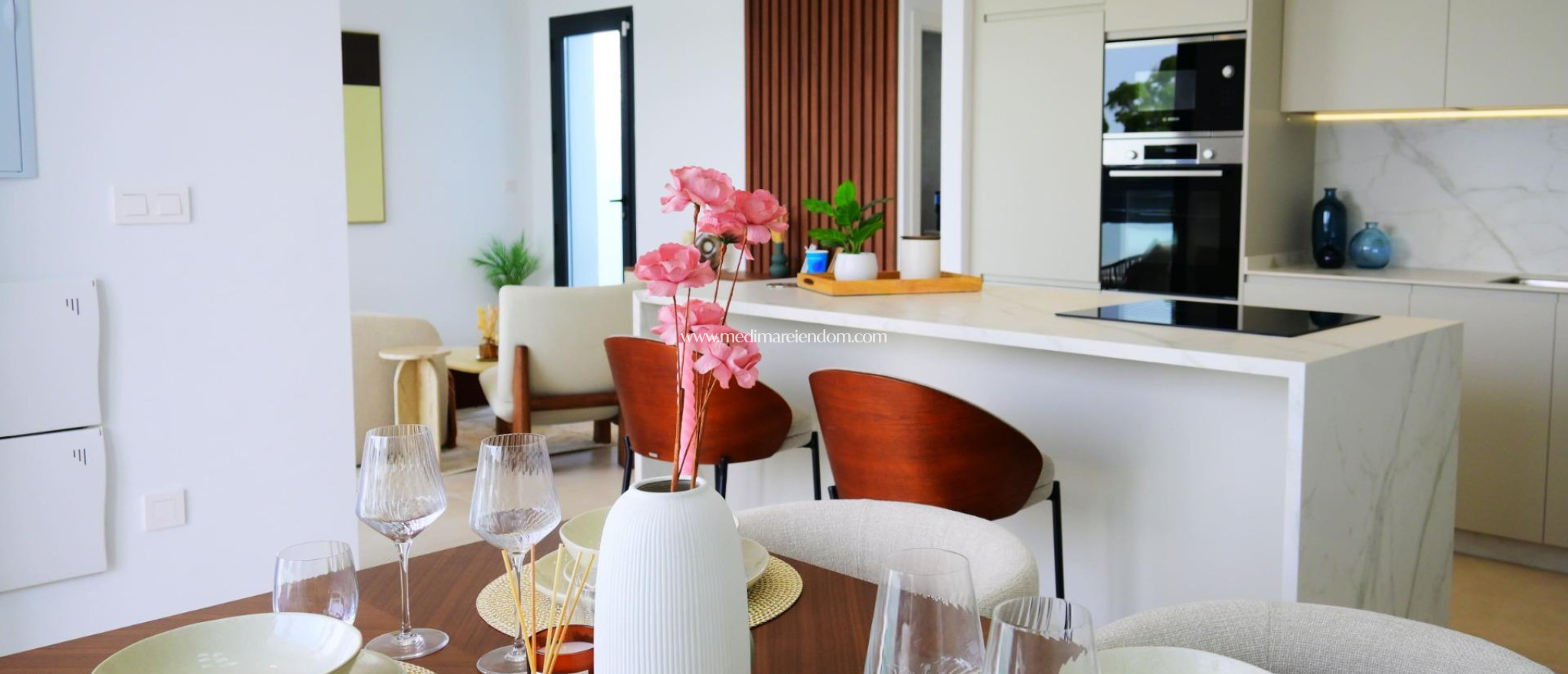 Obra Nueva - Villa - Dolores - polideportivo