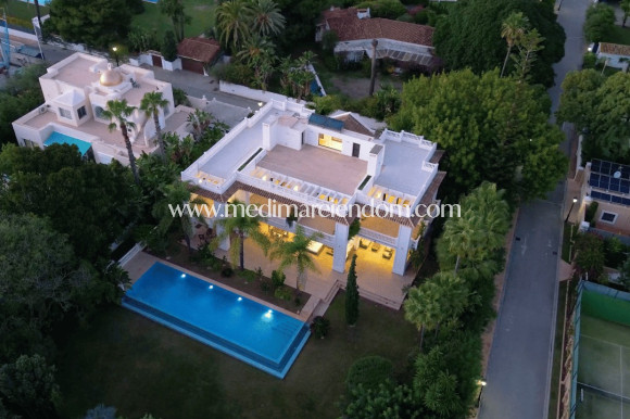 Obra Nueva - Villa - Estepona