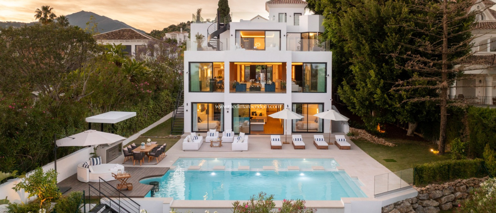 Obra Nueva - Villa - Marbella