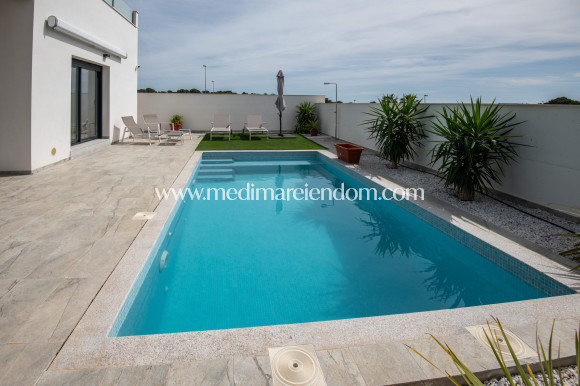 Obra Nueva - Villa - Pinar de Campoverde