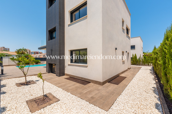 Obra Nueva - Villa - Playa Paraiso