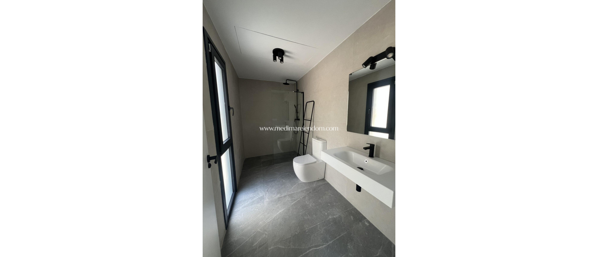 Obra Nueva - Villa - Polop - Urbanizaciones