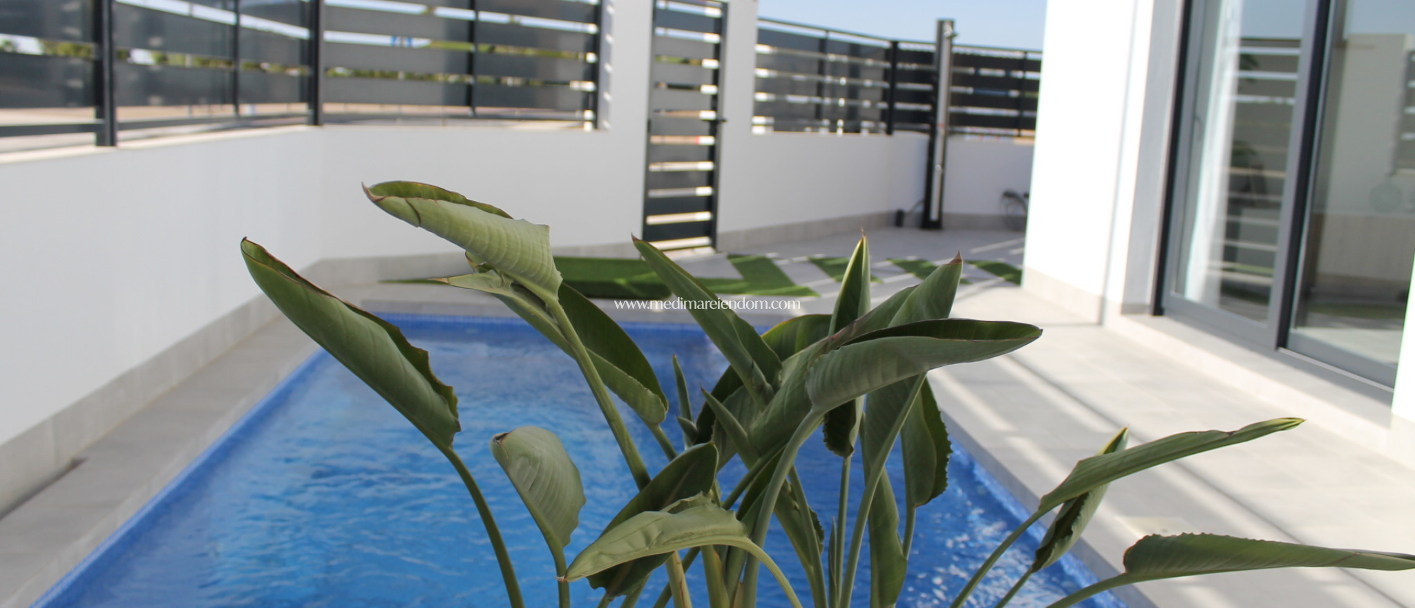 Obra Nueva - Villa - Roldán