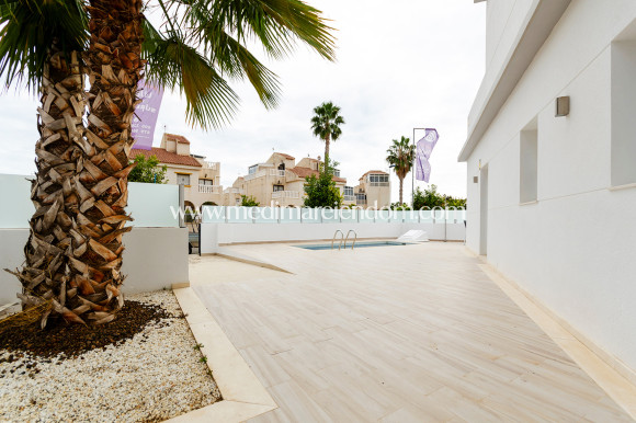 Obra Nueva - Villa - Torrevieja