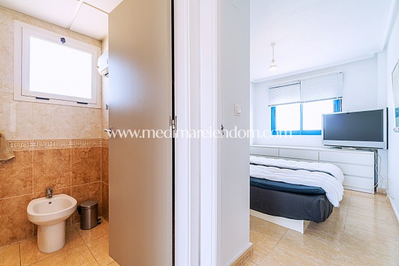 Odsprzedaż - Apartament - Guardamar del Segura - Guardamar Del Segura