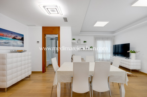 Odsprzedaż - Apartament - La Manga del Mar Menor - La Manga Del Mar Menor