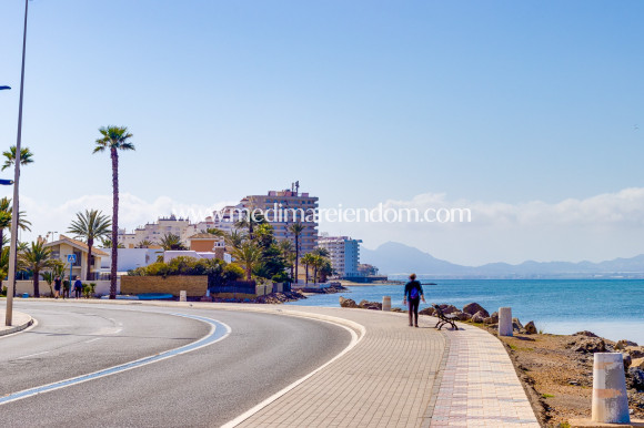 Odsprzedaż - Apartament - La Manga del Mar Menor - La Manga Del Mar Menor