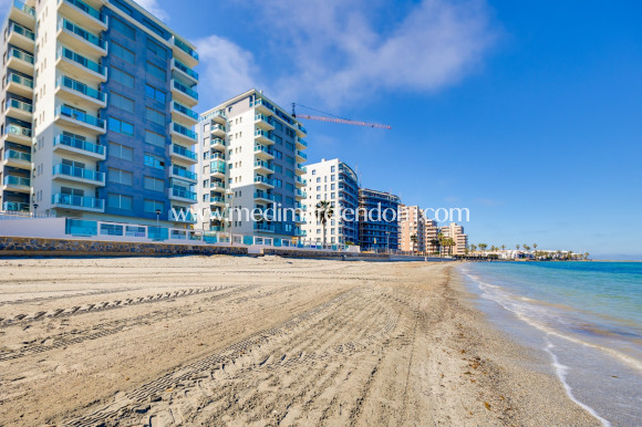 Odsprzedaż - Apartament - La Manga del Mar Menor - La Manga
