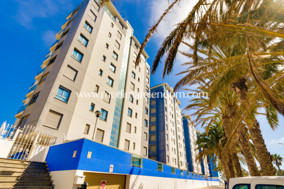 Odsprzedaż - Apartament - La Manga del Mar Menor - La Manga
