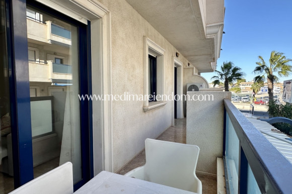 Odsprzedaż - Apartament - Orihuela Costa - Cabo Roig