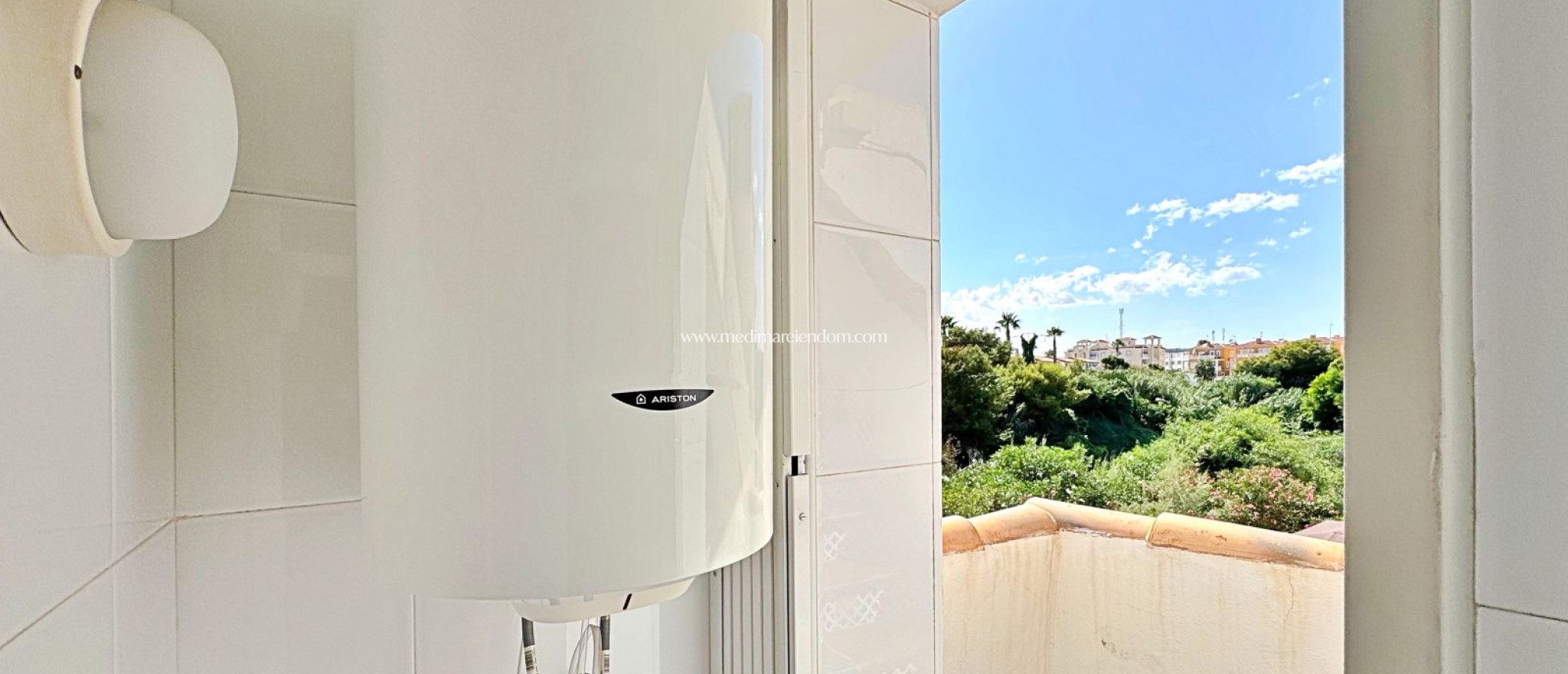 Odsprzedaż - Apartament - Orihuela Costa - La Zenia