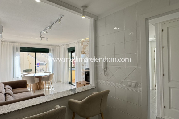 Odsprzedaż - Apartament - Orihuela Costa - Lomas de Campoamor