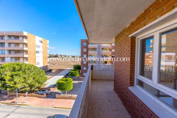 Odsprzedaż - Apartament - Orihuela Costa - Punta Prima