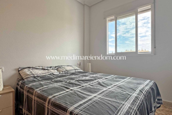 Odsprzedaż - Apartament - Orihuela Costa - Punta Prima