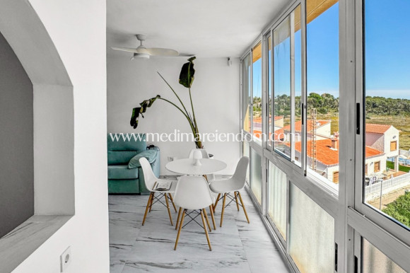 Odsprzedaż - Apartament - Orihuela Costa - Punta Prima