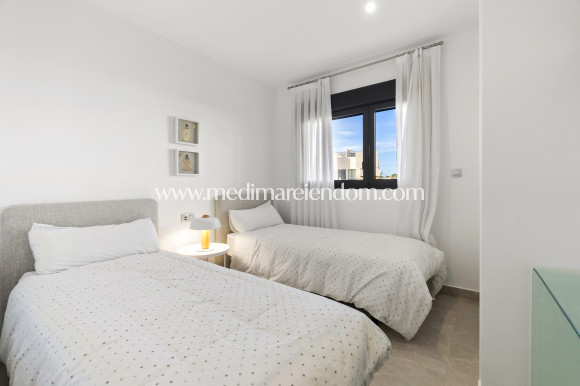 Odsprzedaż - Apartament - Orihuela Costa - Urbanización Montezenia-Torrezenia