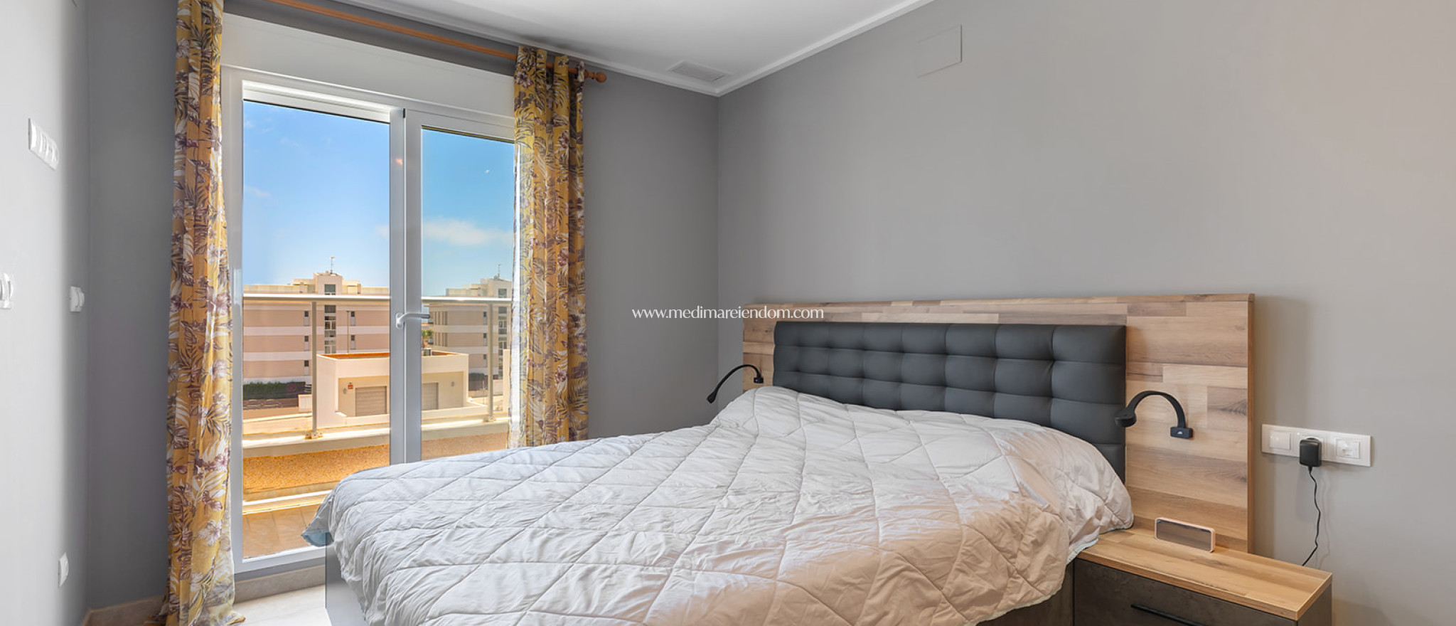 Odsprzedaż - Apartament - Orihuela Costa - Villamartín-Las Filipinas