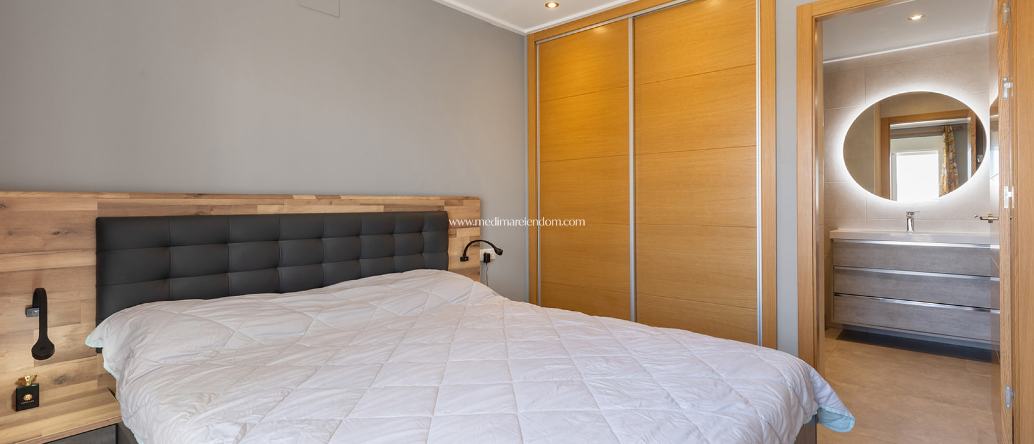 Odsprzedaż - Apartament - Orihuela Costa - Villamartín-Las Filipinas