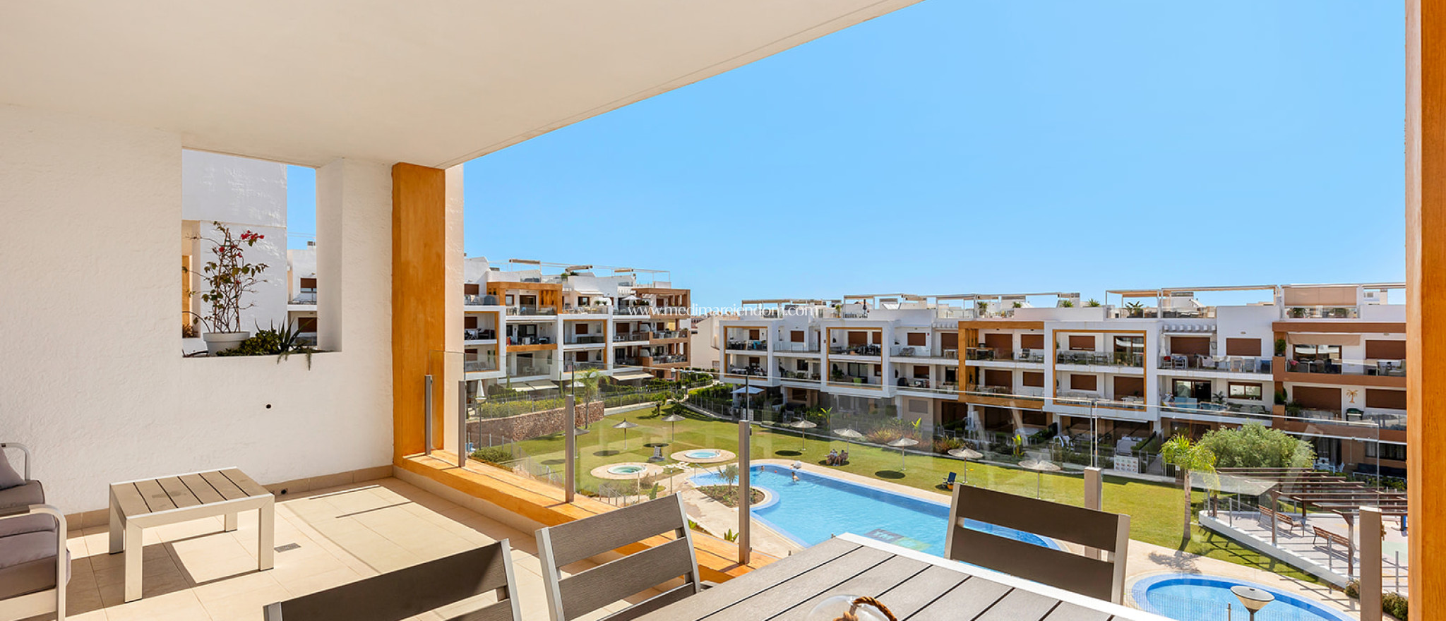 Odsprzedaż - Apartament - Orihuela Costa - Villamartín-Las Filipinas