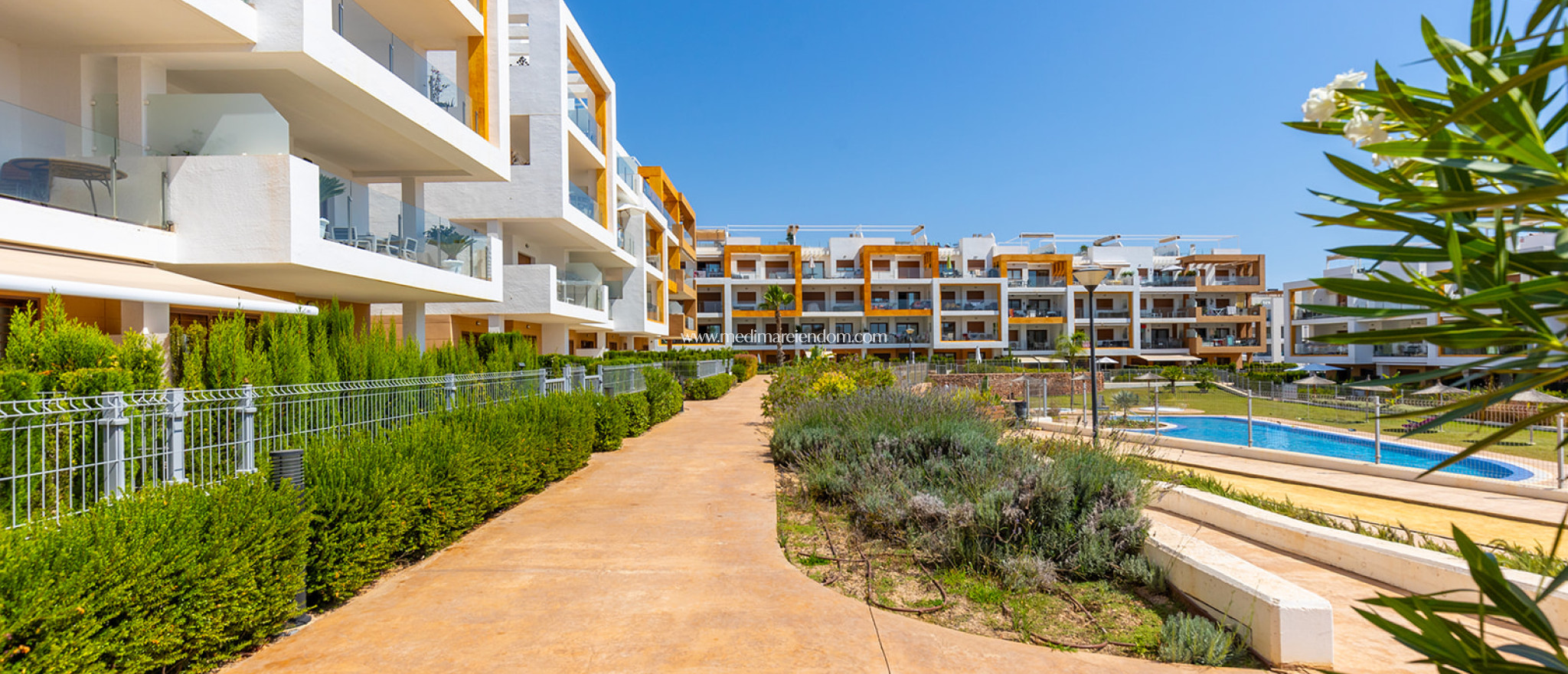 Odsprzedaż - Apartament - Orihuela Costa - Villamartín-Las Filipinas