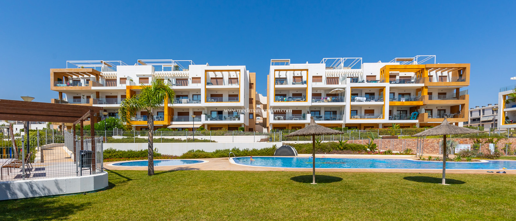 Odsprzedaż - Apartament - Orihuela Costa - Villamartín-Las Filipinas