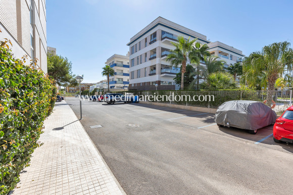 Odsprzedaż - Apartament - Orihuela Costa - Villamartín-Las Filipinas