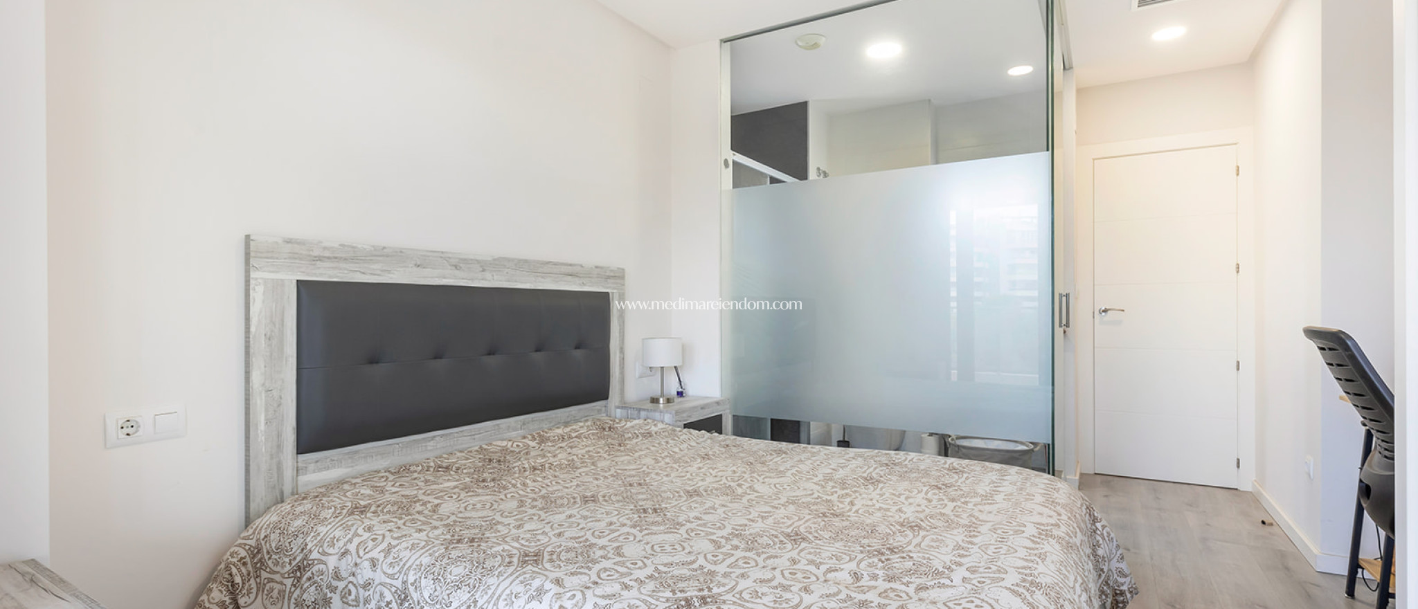 Odsprzedaż - Apartament - Orihuela Costa - Villamartín-Las Filipinas