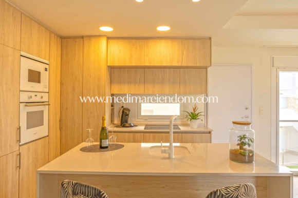 Odsprzedaż - Apartament - Orihuela Costa - Villamartín