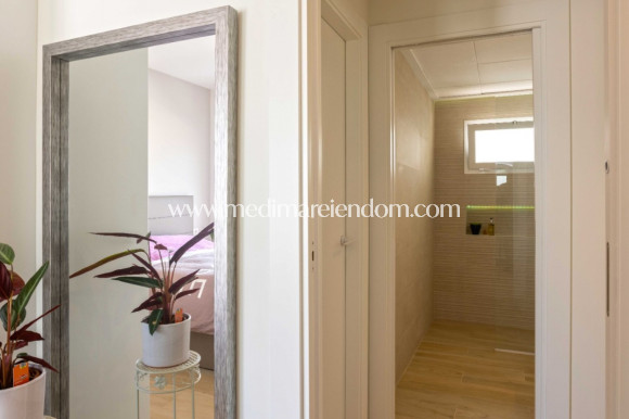 Odsprzedaż - Apartament - Orihuela Costa - Villamartín