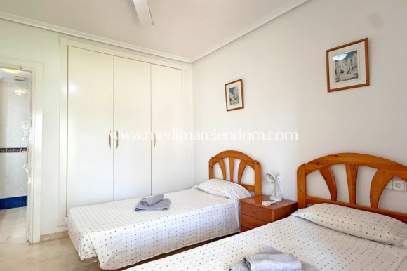 Odsprzedaż - Apartament - Orihuela Costa - Villamartín
