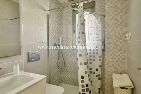 Odsprzedaż - Apartament - Orihuela Costa - Villamartín