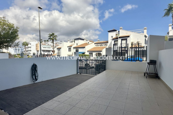 Odsprzedaż - Apartament - Orihuela Costa - Villamartín