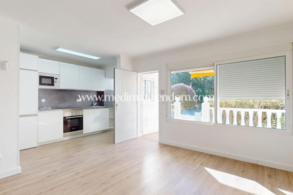 Odsprzedaż - Apartament - Orihuela Costa - Villamartín