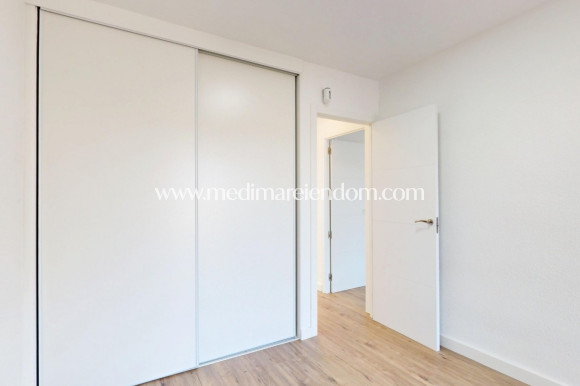 Odsprzedaż - Apartament - Orihuela Costa - Villamartín