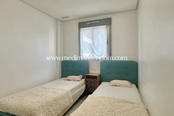 Odsprzedaż - Apartament - Orihuela Costa - Villamartín