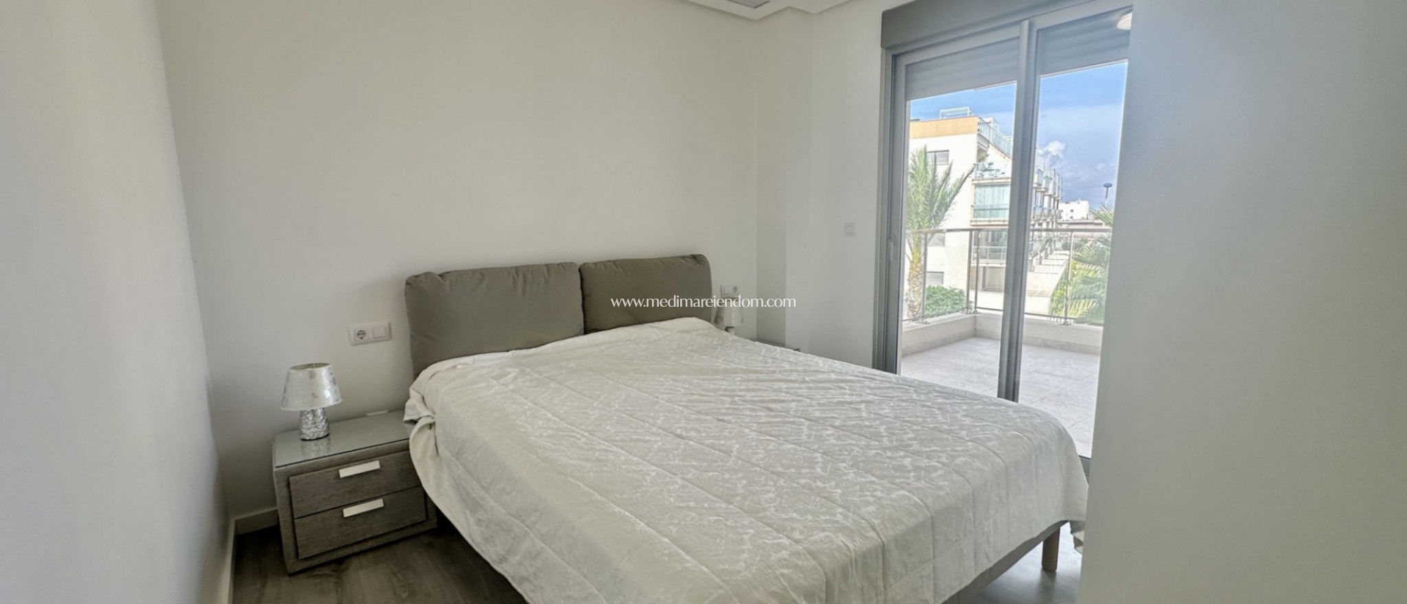 Odsprzedaż - Apartament - Orihuela Costa - Villamartín