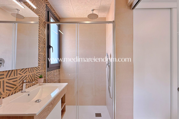 Odsprzedaż - Apartament - Orihuela - Orihuela Costa