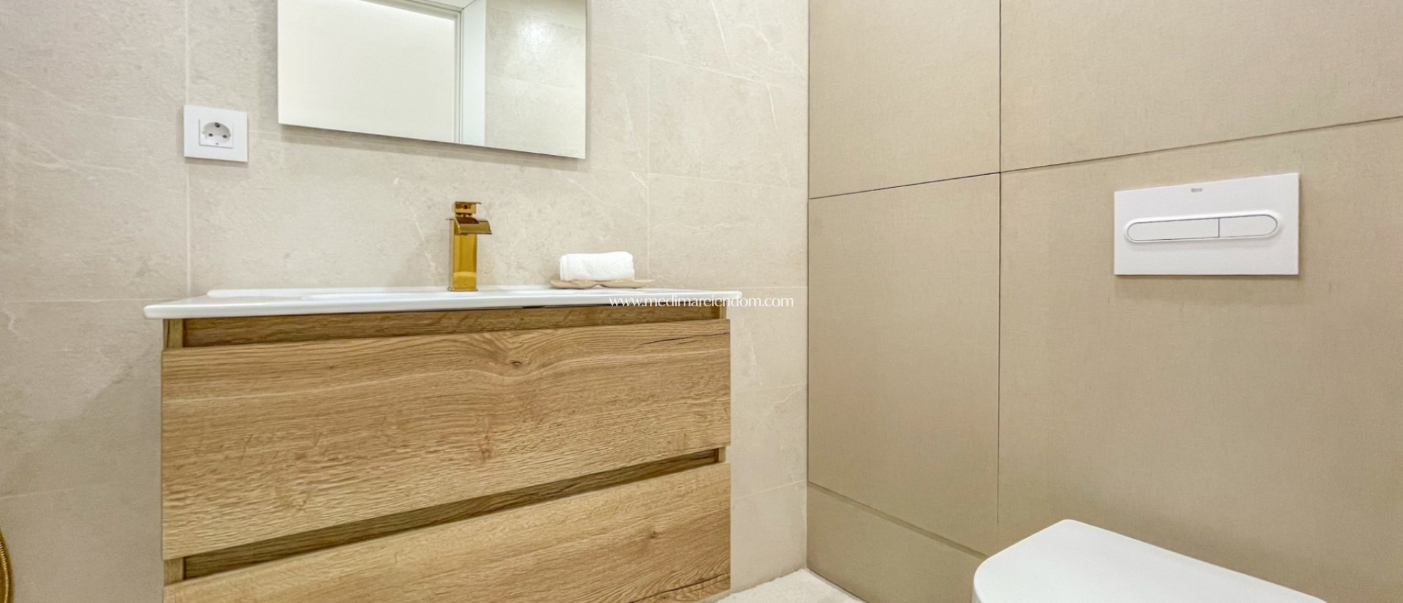Odsprzedaż - Apartament - Torrevieja - El Acequión - Los Náufragos