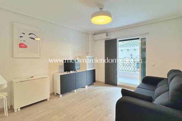 Odsprzedaż - Apartament - Torrevieja - La Mata