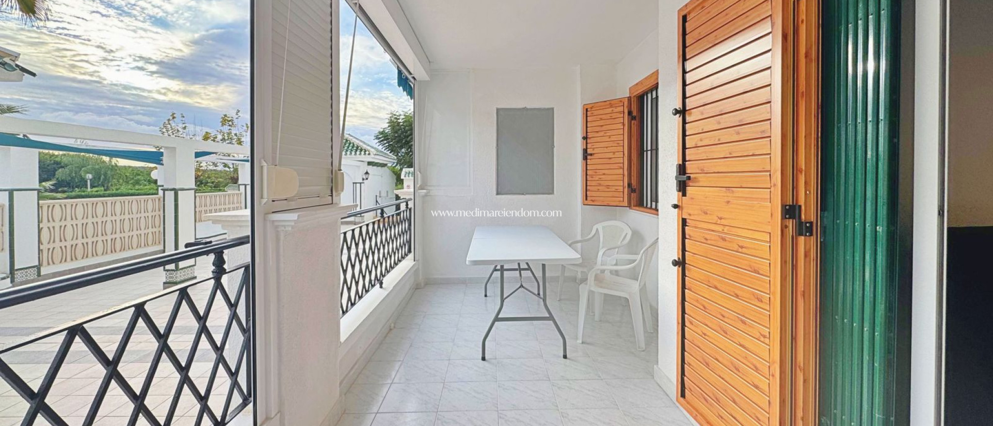 Odsprzedaż - Apartament - Torrevieja - La Mata