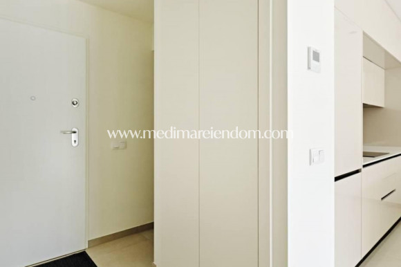 Odsprzedaż - Apartament - Torrevieja - La Veleta