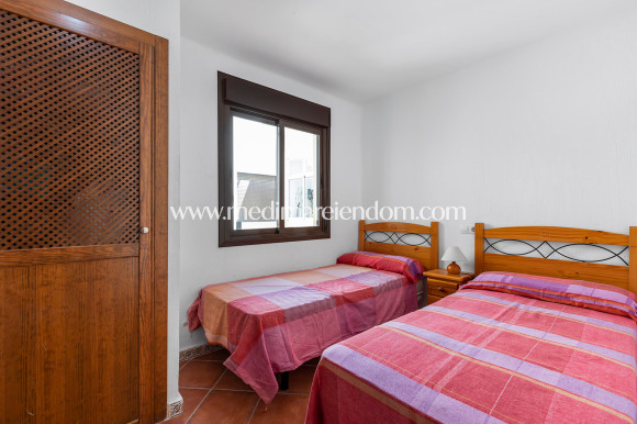 Odsprzedaż - Apartament - Torrevieja - Los Altos
