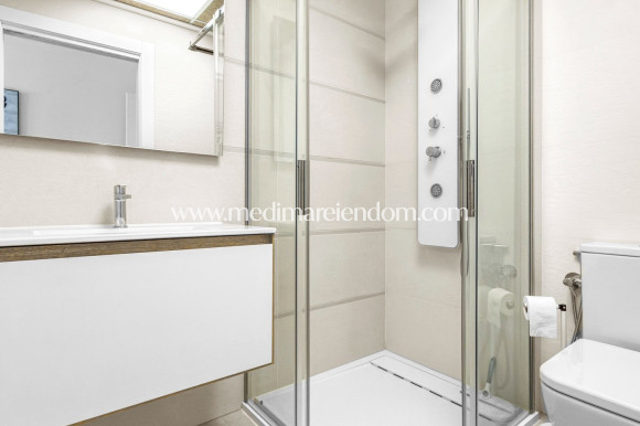 Odsprzedaż - Apartament - Torrevieja - Los Balcones - Los Altos del Edén