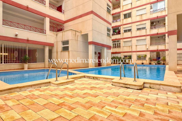 Odsprzedaż - Apartament - Torrevieja - Parque las naciones
