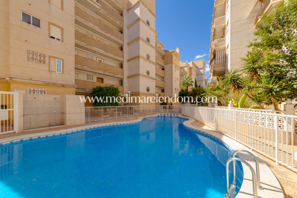 Odsprzedaż - Apartament - Torrevieja - Playa Del Cura
