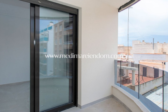 Odsprzedaż - Apartament - Torrevieja - Playa del Cura