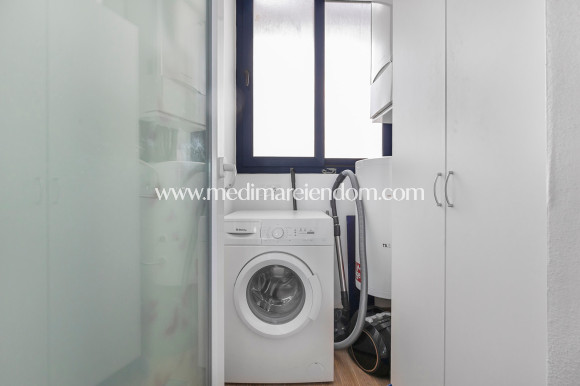 Odsprzedaż - Apartament - Torrevieja - Punta Prima