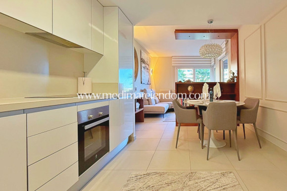 Odsprzedaż - Apartament - Torrevieja - Punta Prima