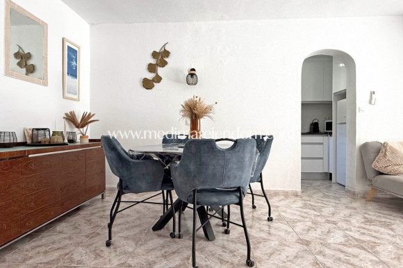 Odsprzedaż - Apartament - Torrevieja - Torrelamata - La Mata