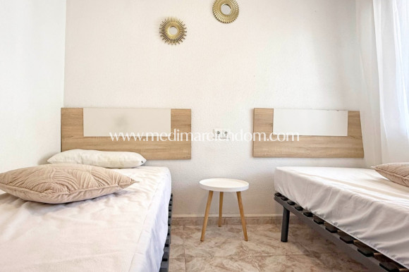 Odsprzedaż - Apartament - Torrevieja - Torrelamata - La Mata
